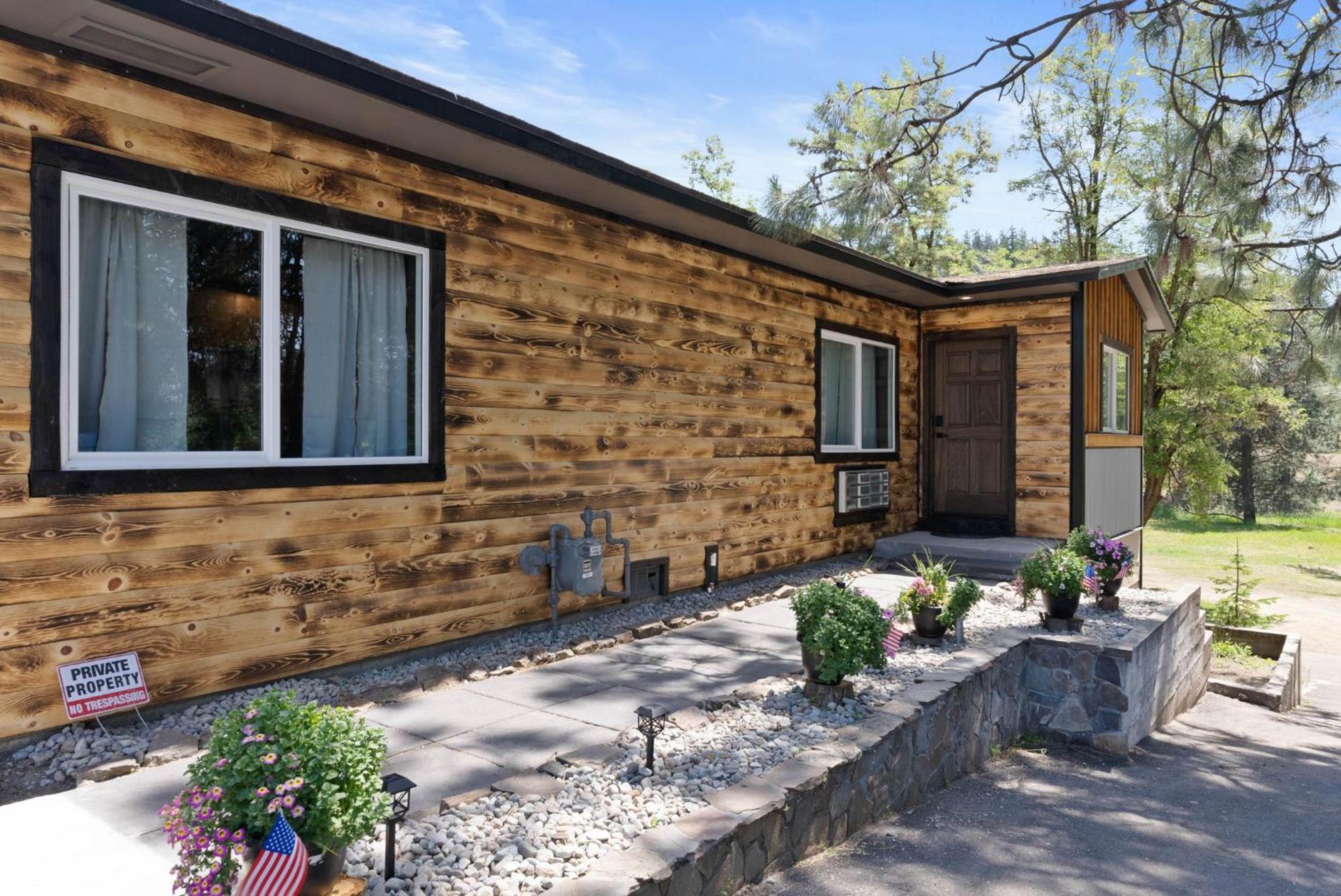 Lake Village Lodge コー・ダリーン エクステリア 写真