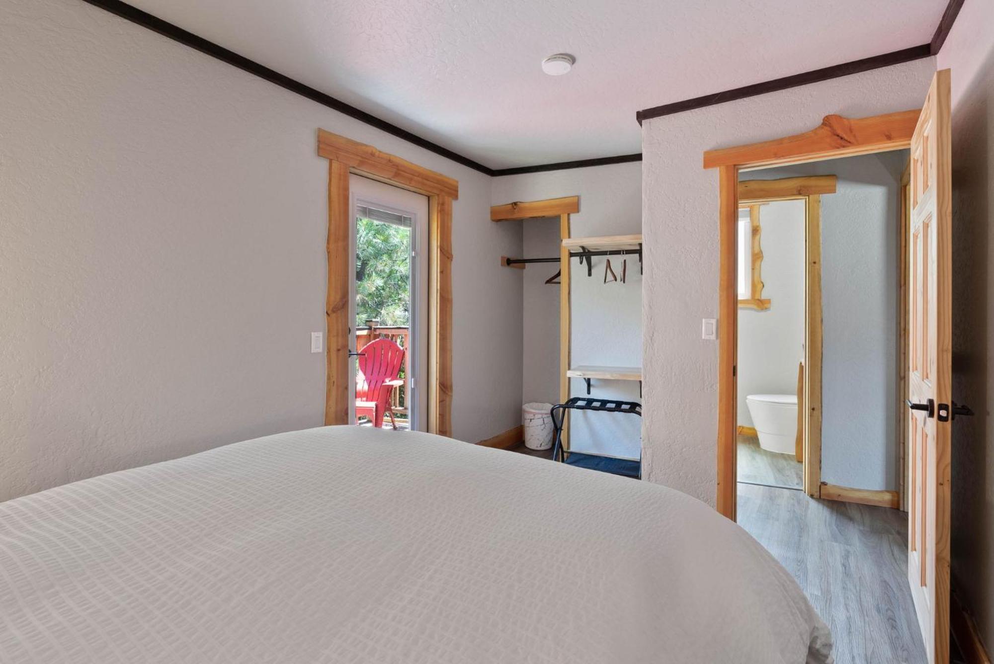 Lake Village Lodge コー・ダリーン エクステリア 写真