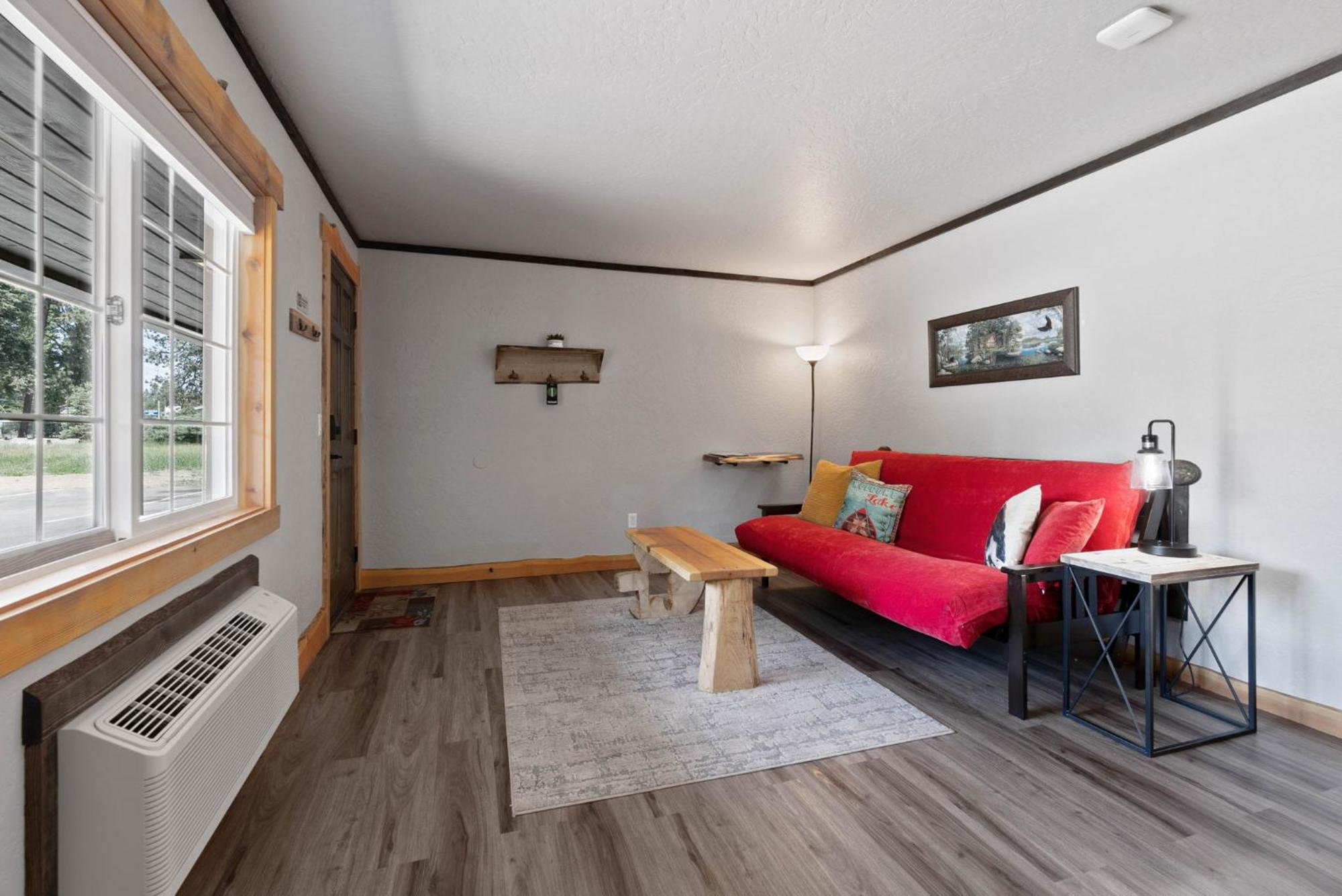 Lake Village Lodge コー・ダリーン エクステリア 写真
