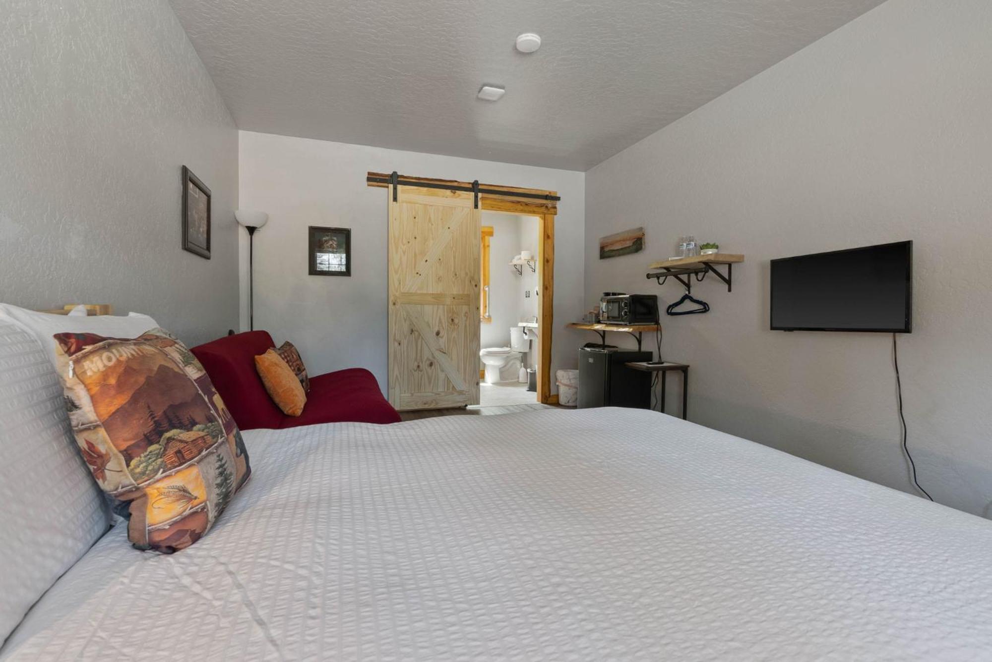 Lake Village Lodge コー・ダリーン エクステリア 写真